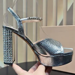 Rhinestone Heel Designers Sandaler Platform Heels Shoes Serpentine Skin 12,5 cm High Heeled Ladies Wedding Party Designer Shoe 35-42 Med Box Chunky Heel Womens Sandal