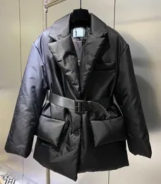 Kvinnors Downparkas Designer Jacka Women Down Coats Terry Parkas Top Fashion Buffer Jackets Blazers Triangle Budget Winter Thick Long Sleeve R2XB