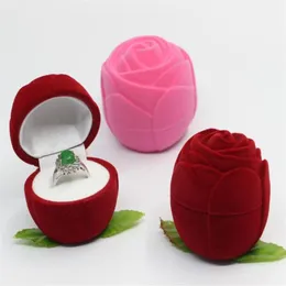 Flockning Red Jewelry Box Rose Romantic Wedding Ring Earring Pendant Necklace Jewely Display Present Box Jycken Förpackning GA32203T