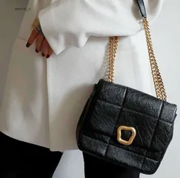 Evening Bags Songmont Bags Song Chocolate Series Wonton Lock Buckle Small Calfskin One Shoulder Chain Square Bag European och American Simplicity