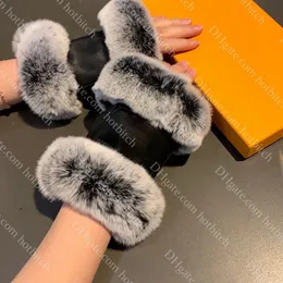 Sheepskin krótkie rękawiczki Kobiety Wysokiej jakości designerskie zimowe ciepłe rękawiczki rowerowe rękawiczki z pudełkiem z pudełkiem