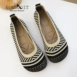 Slippers Size 42 Striped Flat Loafers Autumn Casual Shoes Flat Heel Non slip Sole Barefoot TPR Sneakers Square Toe 231006