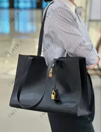 Designer Bag Customized Bag Large Capacity Luxury Handbag Fashion Shopping Bag Shoulder Bag Wallet Mommy Bag