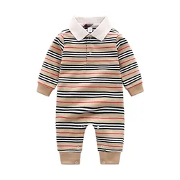 Yeni doğan bebek giysileri uzun kollu tasarımcı footies pamuk bebekler atanlar şerit bebek giyim yenidoğan tulumları224n