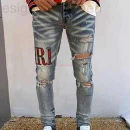 Jeans da uomo Abbigliamento firmato Amires Pantaloni denim High Street Fashion Marchio Lettera Ricamo Lavaggio Piega Vecchio rotto Casual Fit Blu Maschio Distressed Strappato Skinn