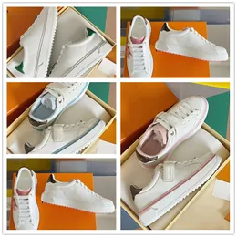 Wholeasle Beverly Hills Sneakers Shoes Män kvinnor kalvläder tränare ultralätt gummi yttersula skateboard promenader grossist komfort vintage sport eu35-46