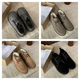 Neumel Moc Chukka Boots 2023 Mężczyźni buty zimowe kasztan Yggs But But Shearling Furt wełna zima narciarstwo śniegu koronkowe botki szare czarne designerskie trampki