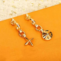 2023 Luxury Quality Charm Drop Earring Flower Shape In 18k Gold Plated Have Stamp Box PS4576A