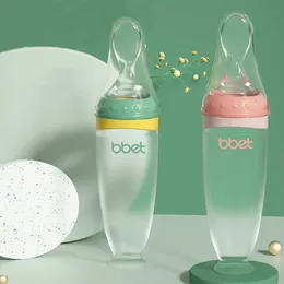 Bardaklar Bulaşık Assesiller Bebek Sıkma Besleme Şişesi Assanslar Silikon Bebek Kaşık Besleyici Damlalı Toddler Güvenli Tanda Takımları Born Emzik Aracı 231007