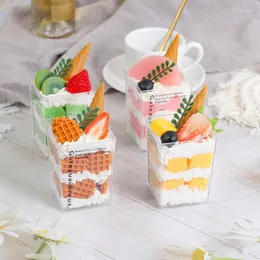 Kwiaty dekoracyjne 4pcs symulacja jogurt ciasto owocowe model Mille-feuille mussse ciasto tiramisu kwadrat kubek ozdoby okienne dekoracje okienne