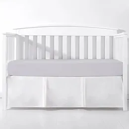 ベッドスカートの標準的なプリーツベッドベッドスカートは、男の子の女の子のための白いトップシートを追加します-Nursery Bedding幼児14インチ高さ231007