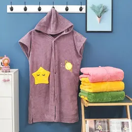 Handtücher, Bademäntel, niedliches Stern-Druckmuster, Kinder-Bademantel, einfache einfarbige Korallen-Fleece-Baby-Baderock, Jungen- und Mädchen-Universal-Badetuch 231007