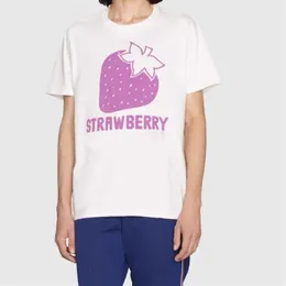 20SS Luxury T Shirts for Men Women Unisex Tee Shirt Designer Strawberry Novelty Crew Neck Summer Tshirt Made In Italy Short Sleeve1827