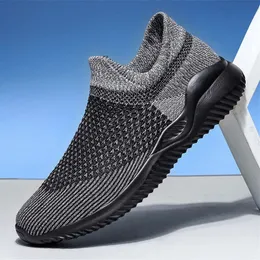 فستان أحذية 2023 الصيف للرجال المتسكعون للرجال التنفس Sneakers الموضة مريحة حذاء عارضة Tenis Masculin Zapatillas Hombre 231006