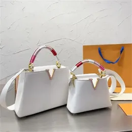 Capucines BB Designer Luxury Shoulder Bags Chain Handbag MM Womens Mini Totes Crossbody Taurillon Leather Fevers Rich Rainbow Color Monograms Flowers Tote