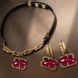 Filet de tir de rue européen et américain, collier de corde en cuir rouge noir, collier de lettres, collier court féminin personnalisé clavi2509