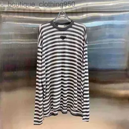 Women's T-Shirt designer womens Designer T Shirt Thin Sun Protection Long Sleeve Round Neck Black and White Stripe Tshirt Women Large Age Reducing Ice Silk Top QP0R