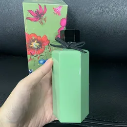 Flora Perfume 100 мл Аромат для макияжа Духи для мужчин и женщин