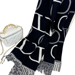 デザイナースカーフv最高品質ファッション高級デザイナー女性カシミアスカーフフルレターマンソフトタッチウォームラップ秋の冬のロングショール5