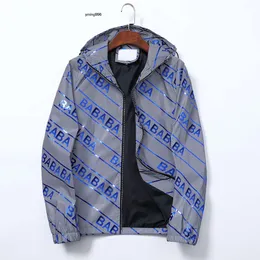 cappotti balencaigalies balencigalies Hot Giacche da uomo Abiti lunghi Giacca a vento manica windrunner Taglia Uomo Cerniera con cappuccio Impermeabile M-3XL Giacca con cappuccio W56Z