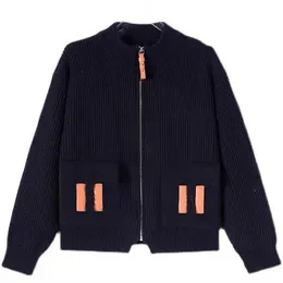 Designer HE23 Top Quality New Knitwear Cardigan Fashion H Leather Logo Stand Collar Pocket Zipper Classic Knitwear Cardigan