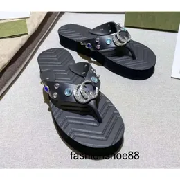 Lüks Tasarımcı Platform Terlik Slip Olmayan Flip Flops Sandalet Yaz Kapalı Plaj Slaytları Ayakkabı