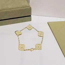 Luksusowy klasyczny designerski bransoletka Liść Clover Clover Bransoletka Projektantka Złota 18k Gold Shell for Girl Wedding Mother 'Day Bejdia Mody