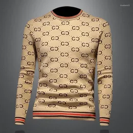 メンズセーター秋のファッションデザインニットジャイカードセーターウィンターラグジュアリーカジュアリーストライプ男性暖かいウール5xl