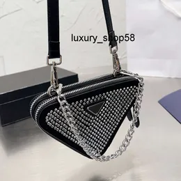 5A 백 가방 저녁 영원한 디자이너 P Strass Triangle Bags Mini Vaity Cosmetic Case Silver Bracelet Chain Handle Tote Leather Strap Crossbody Shoulder Handb