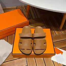 Sandales plates en cuir véritable, pantoufles de style chypre avec semelle  en caoutchouc ergonomique, boucle réglable, emballée dans la boîte, légère 