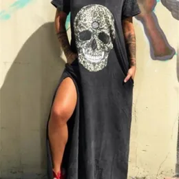 2020 Vestito da estate Delle Donne Casual Punk Allentato Manica Corta Stampa Del Cranio Vestito Femminile Streetwear Lato di Alta Split Fiore Vestido Femminile Y273u