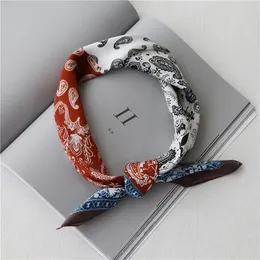 여성을위한 Esigner Scarf Silk Shawl Square Scarf for Women Satin Hijab Fashion Wraps Neckerchief Femain Hair Bands 리본 헤드 밴드 반다나