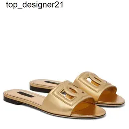 Tasarımcı Slipper 23SS Deri Kesim Kadınlar Sandalet Terozlu Daireler D- Deri Slaytlar Kesme Tarzı Açık Ayak Ayak "
