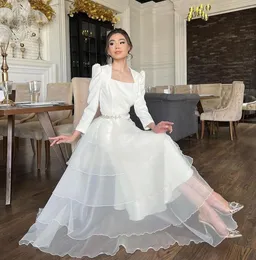 Elegant vit te-längd balklänningar a-line fyrkantig halsringning svansparty klänning overskirt kort aftonklänning 326 326