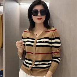 2023 Autumn Hotsales Luxury Brand Womens Sweaters Designer Trend New Girly Temperament Striped Jacquard Sweater Fashionable Sweater Coat