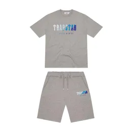 Fashion Men TrapStar Grey T-Shirt Short Sleeve Tracksuit Set Multi-Style Collection Shorts London Street Fashion Cotton High Quali211E
