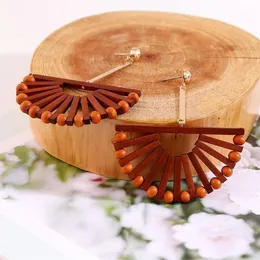 2020 Vintage secteur fait à la main marron tissage en bois boucles d'oreilles pour les femmes à la mode géométrique bois déclaration boucle d'oreille bijoux coréens 1260V