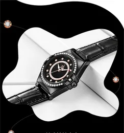 Womens Watch Watches Yüksek Kaliteli Lüks Kuvars-Basty Fashion Sınırlı Üretim Su Geçirmez Deri 30mm Saat
