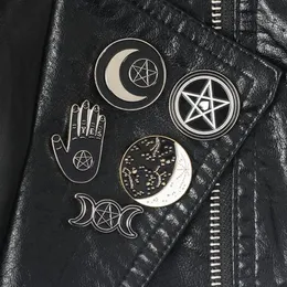 Witch Pins Collection Pentagram Triple Moon Constellation Wizard Brosches Witchy Goth smycken Lapel Pin for Witches1263R