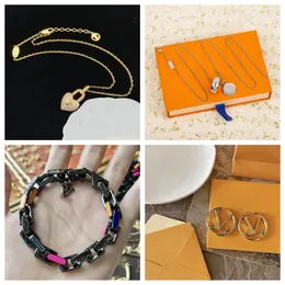 Senaste mode Look Hot-Selling Designers Armband Inledande halsband för kvinnor Flickor Pläterade Dainty Layering Link Chain Halsband Personlig smyckespresent