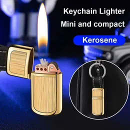 Lighters Metal Vintage Mini Kerosene Lżejsze szlifierki Kolejne klęcznik Stylowy ropa naftowa Outdorek Przenośny Bez benzynowy zapłon 6o1i