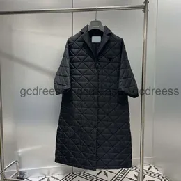 Casacos femininos de grife Jaqueta feminina com capuz e gola baixa, roupas de marca de primeira linha, parka feminina de inverno, espessada ao ar livre à prova de vento e top casual quente