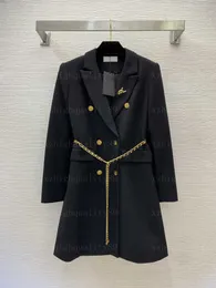 Womens Coats Designer Jacket Women Overcoat Long-sleeved Suit Collar Shoulder Pad Metal Chain Brooch Luxury Elegance Long Coat Autumn Jackets Womens Tops