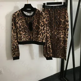 Leopard Print Sexy Bluse Überrock Frauen Set Mode Lange Ärmeln T-shirt Zipper Rock Hohe Taille Schlitz Rock