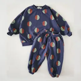 Kläderuppsättningar Baby Boys Girls Sports Suit Kidskläder Set Balloon Print Sweatshirt Pants Childrens Suit Set Casual Cotton Spring Autumn 231009