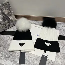Modedesigner 2023 Höst/vinter Ny stickad ullhatt lyxig stickad hatt varm brevhatt