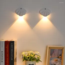 벽 램프 자기 흡입 쉘 충전식 스마트 LED 인간 센서 라이트 트리 크로틱 라이트 하우스 머버 전구