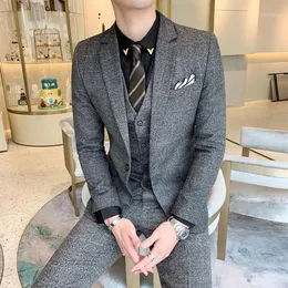 Mäns spårningsdräkter 2021 Mens Business Suits Formal Tuxedo Social Casacas Hombre Azul Terno Preto Slim Fit Grey Retro Plaid264a