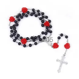 Hänge halsband Jesus Cross Rosary Halsband Vintage Cross Pendant Jewelry 2021 Trend Zinc Alloy Katolska halsband Kristen levererar Partihandel x1009