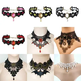 Kolye Kolyeler 1 PCS Gotik Chokers Black Stone Seksi Dantel Boyun Suçlama Kolye Vintage Victoria Kadın Chocker Steampunk Cadılar Bayramı Takı X1009